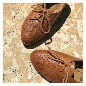 Vintage Woven Leather Lace up Brown oxfords
